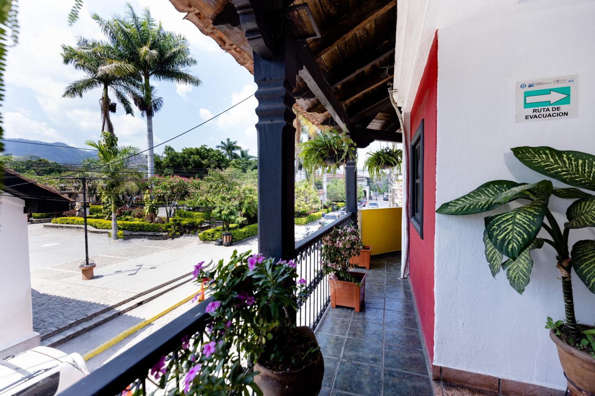 Hotel Camino Maya Copan Ruinas Esterno foto